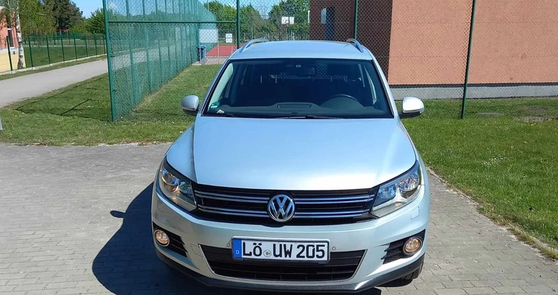 Volkswagen Tiguan cena 52900 przebieg: 189300, rok produkcji 2012 z Bielawa małe 277